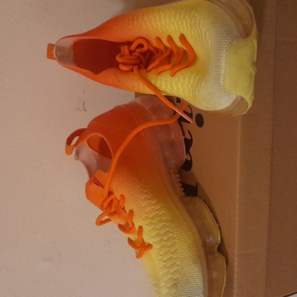 Girls Link by Forever Link neon orange and yellow size 10